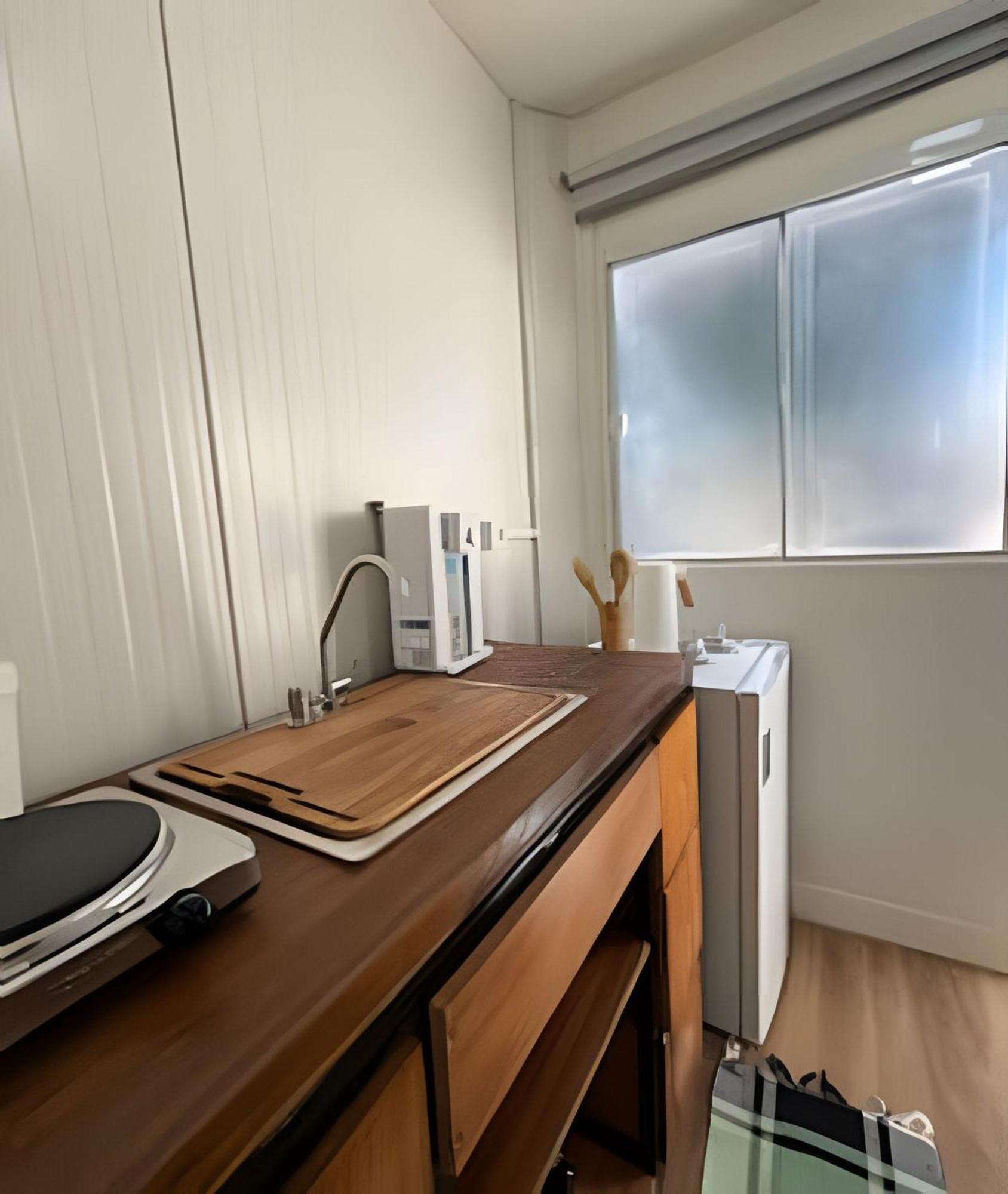 Ln Apartment *